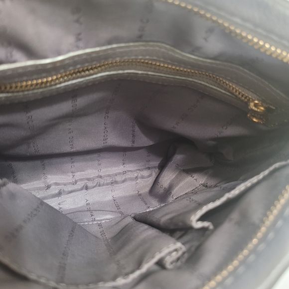 Marc by Marc Jacobs Gray Leather Crossbody Bag - Picture 13 of 16